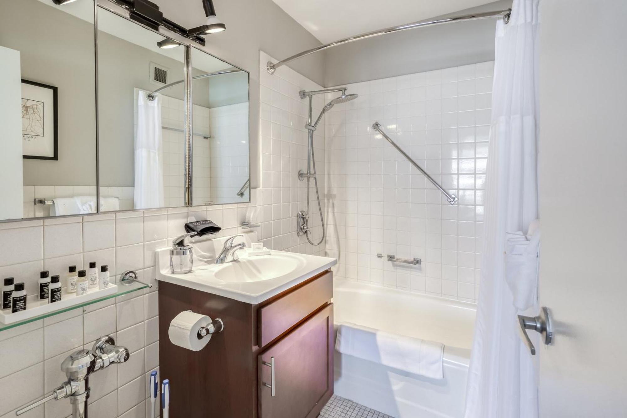 Cozysuites 800 Tower 2Br With Gym! 28 ลุยส์วิลล์ ภายนอก รูปภาพ